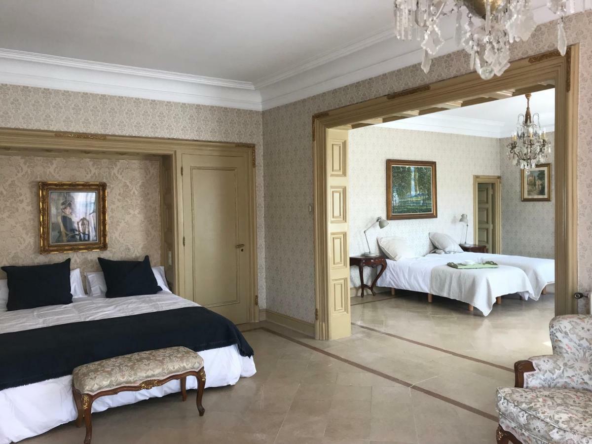 Espectacular Casa Chateau En El Centro De Olot Eksteriør bilde